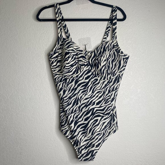 Zebra Print One-Piece Swimsuit Plus Size 1X Underwired Padded Cups Womens Swimwe - Picture 1 of 11